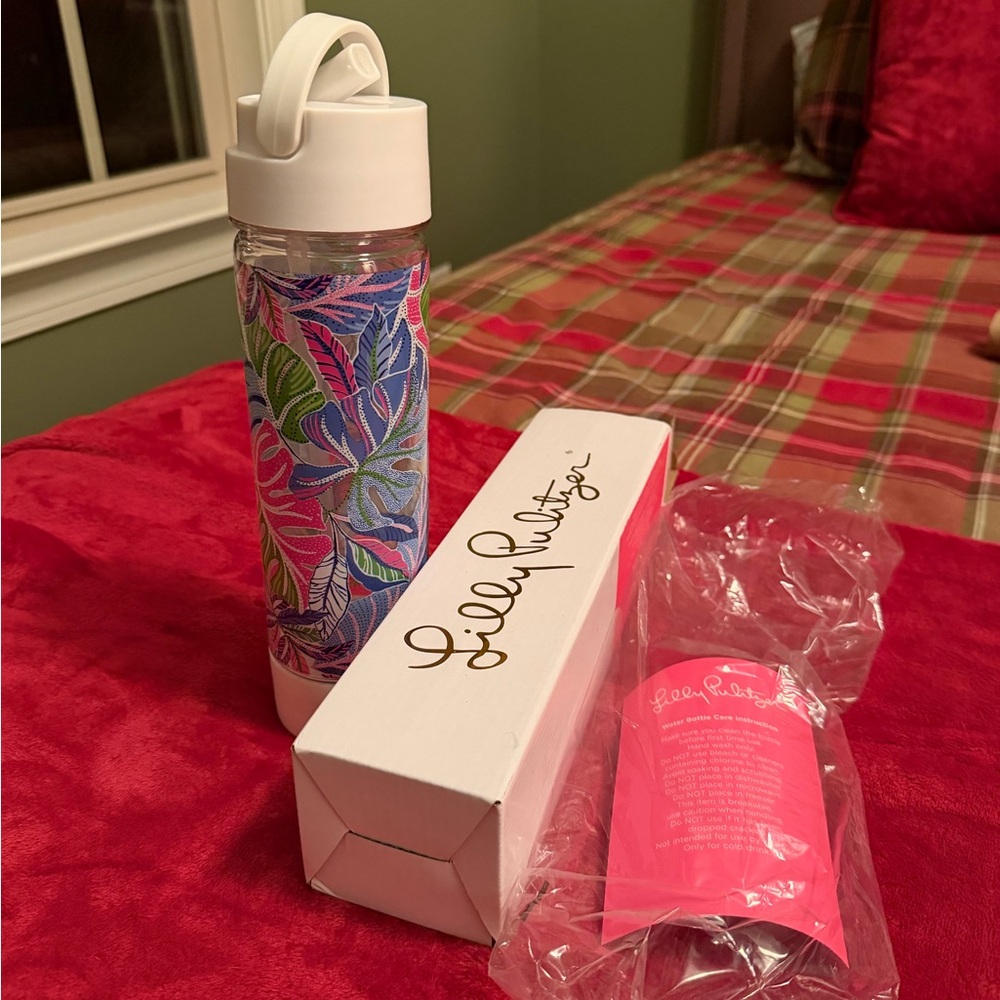 GWP Lilly Pulitzer Blue Grotto Beleaf In Yourself Water Bottle- Plastic BPA Free